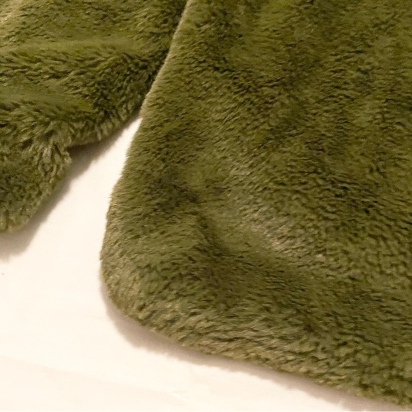 Zara Faux Fur Plush Zip Hoodie Teddy Jacket Size Medium - Picture 15 of 16